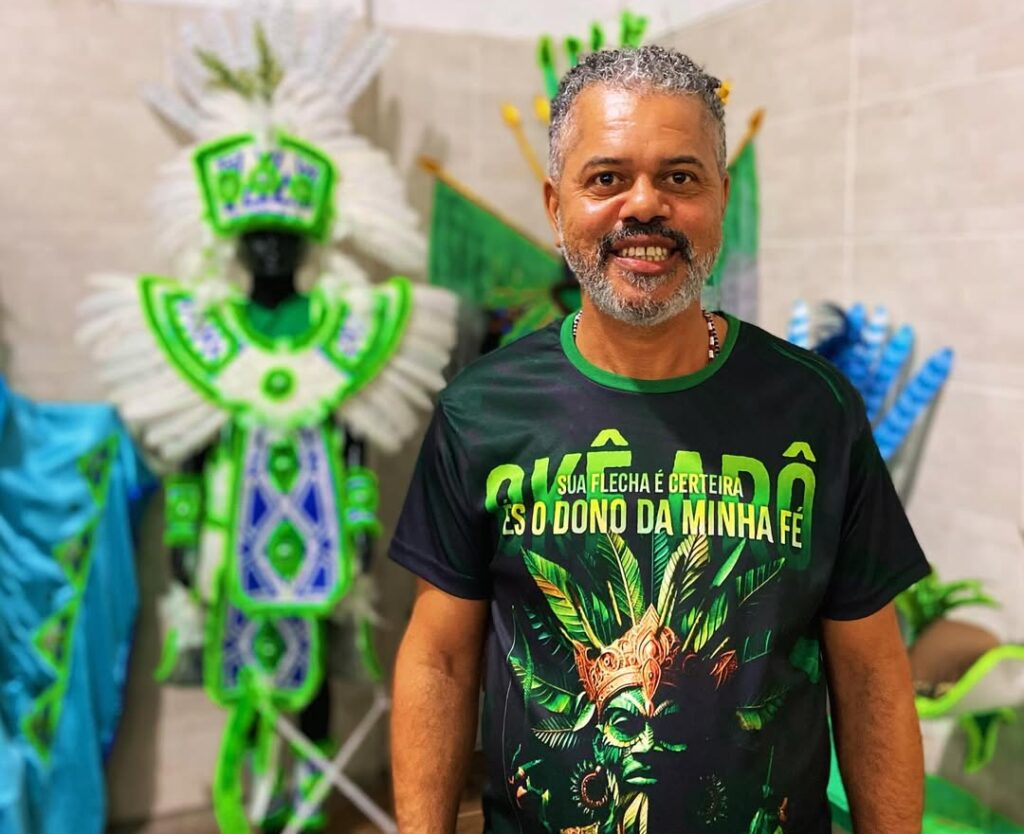 Zeca Swinguinho de volta à Império Vermelho e Branco como carnavalesco