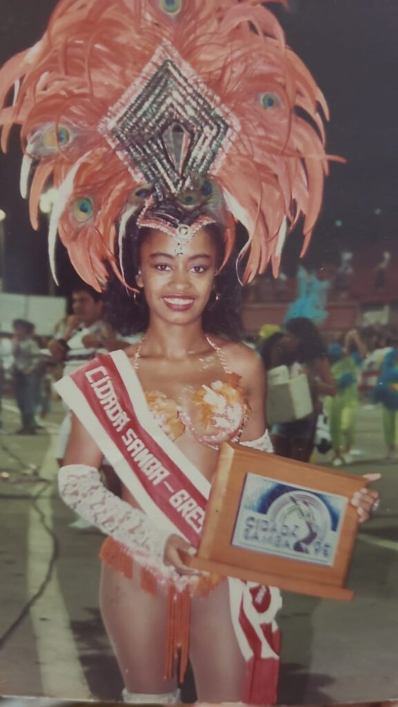Alexsandra Ferreira, a Leka, eleita cidadã-samba em 1995 pela Protegidos