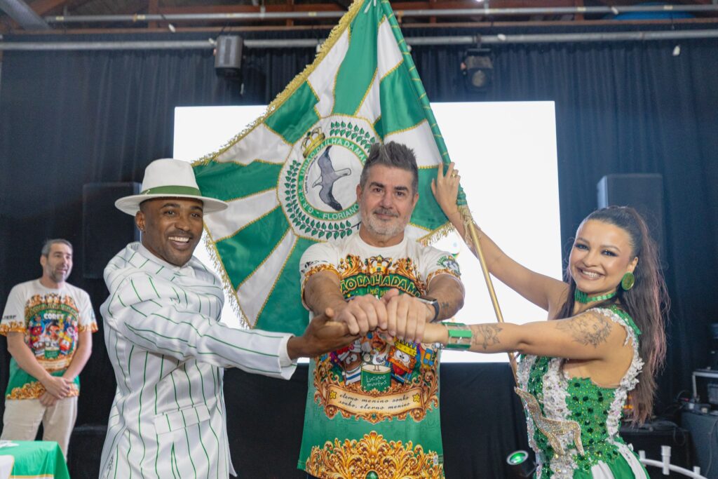 Lançamento enredo da União da Ilha da Magia 2027