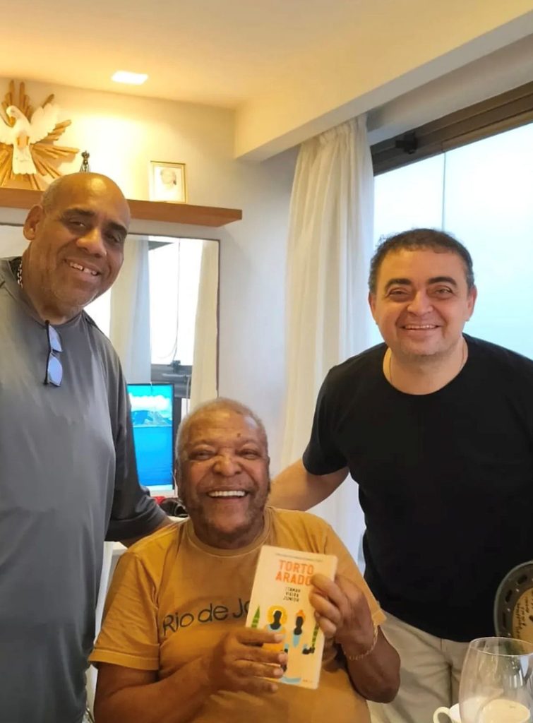 Evandro Bocão, Martinho da Vila e André Diniz compositores do Samba 13 - Foto: UVI/Divulgação